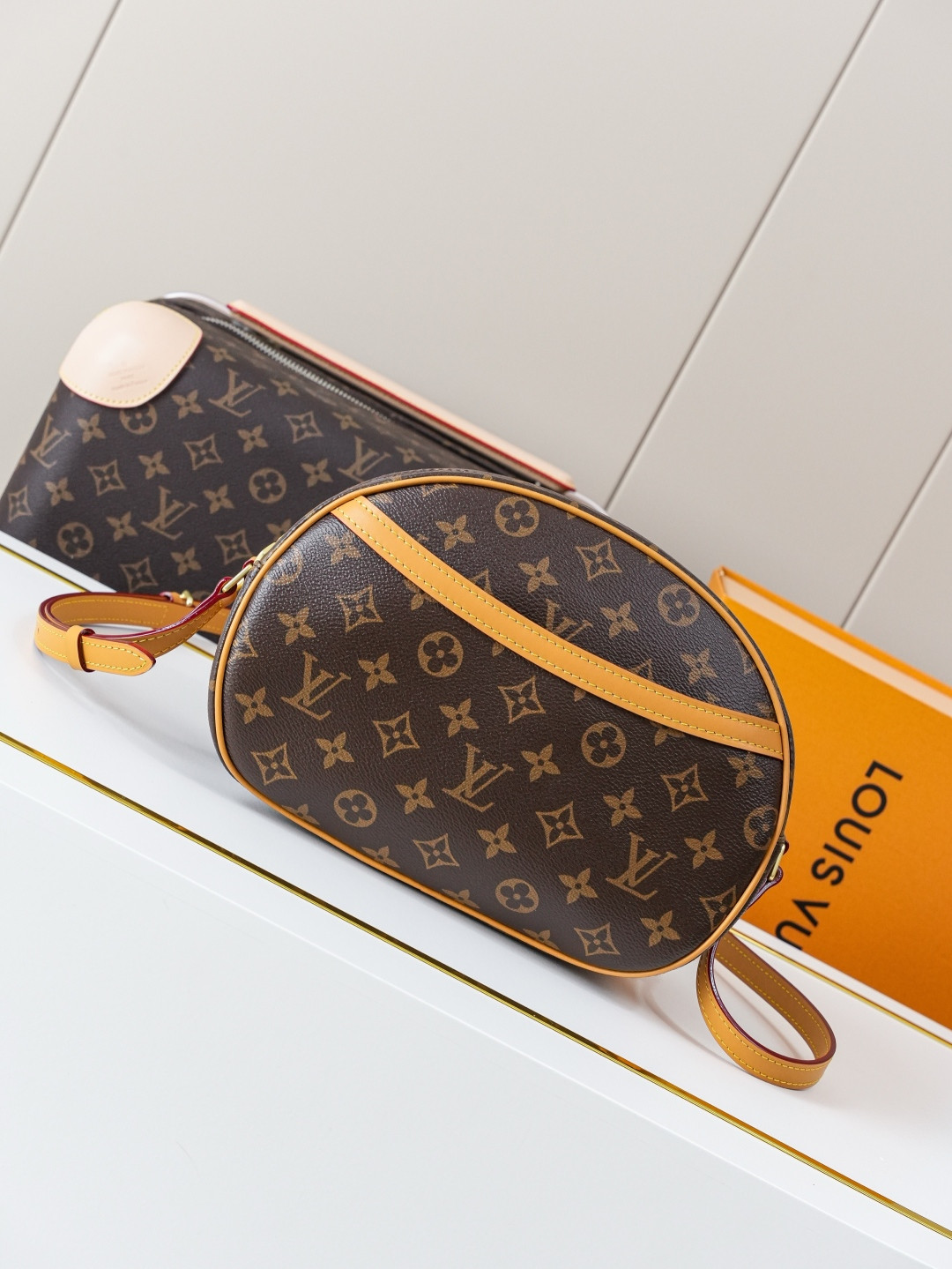 LVT PURSE