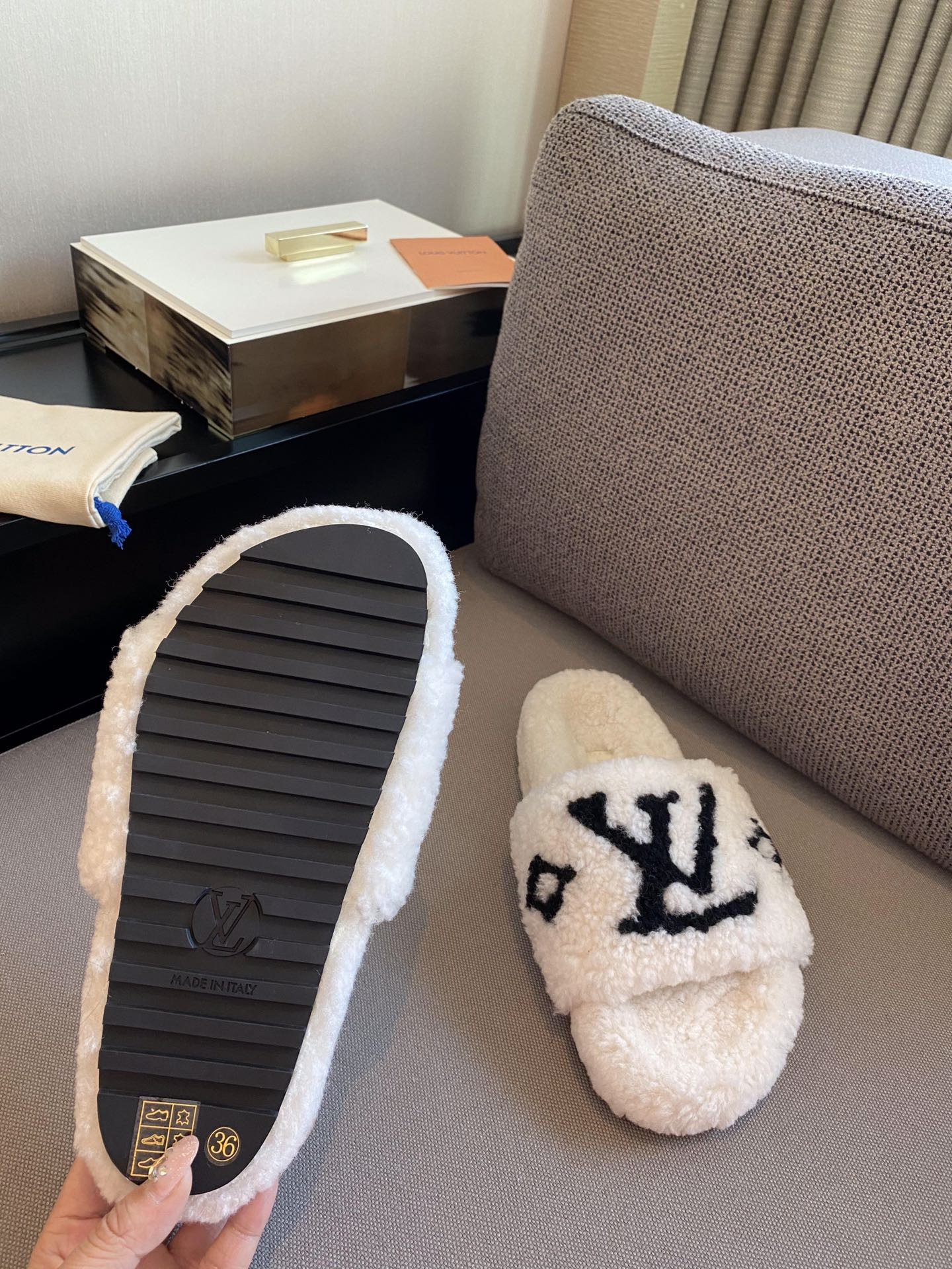 lvt sandals