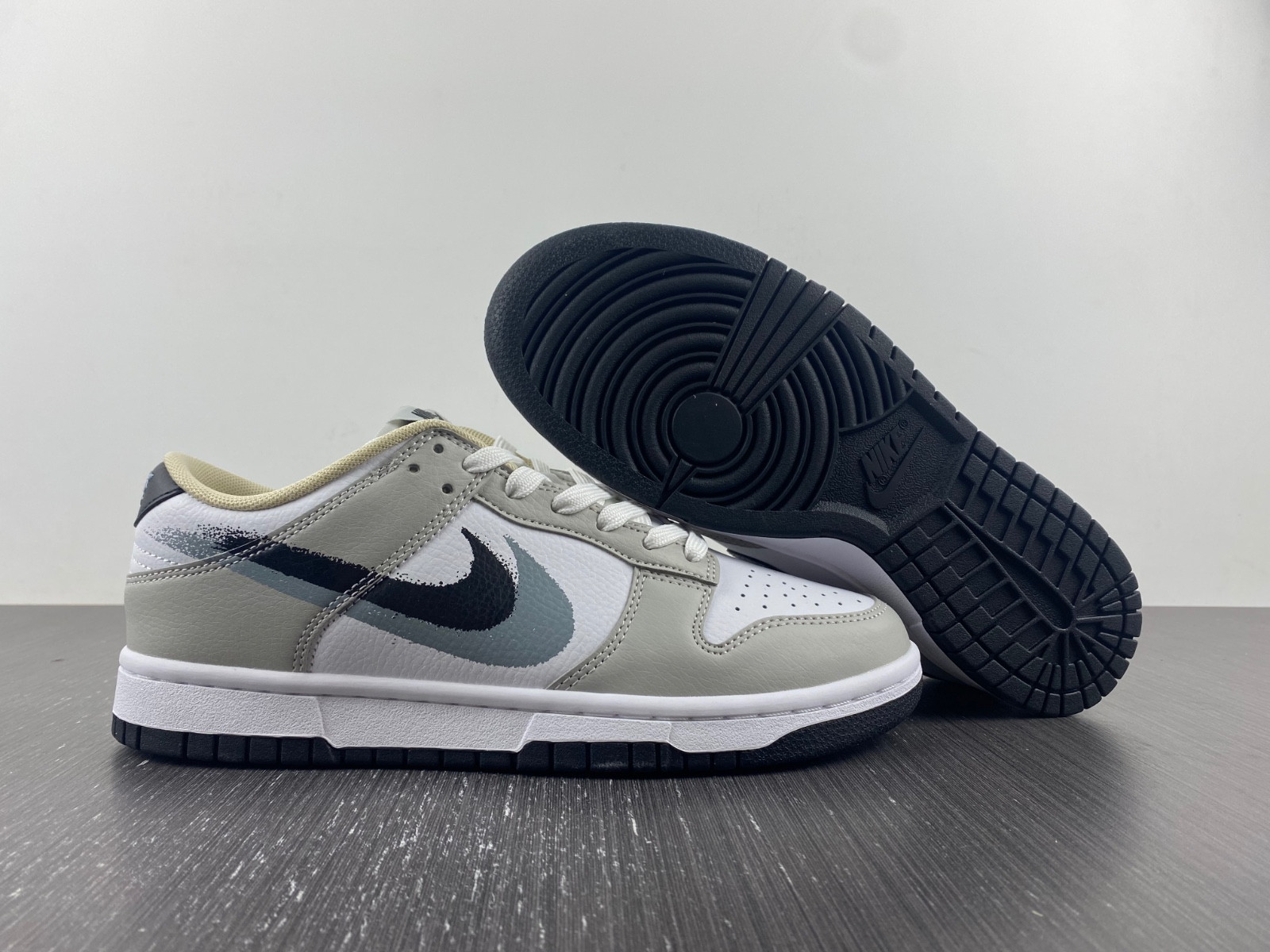 nike dunk low "stencil swh" fd0661-100