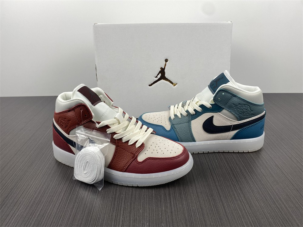 wmns air jordan 1 mid 