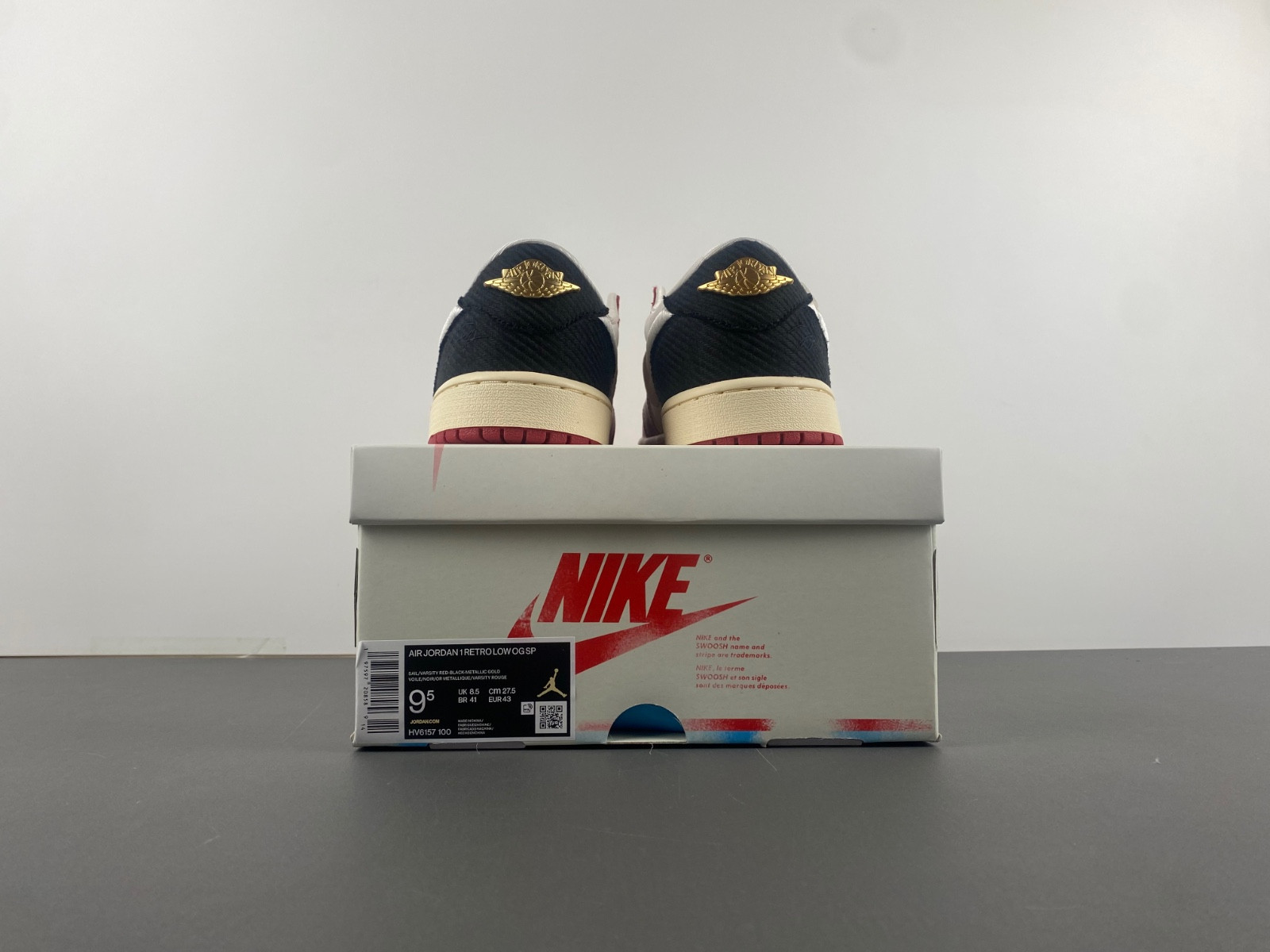 trophy room x air jordan 1 low og "home" hv6157-100