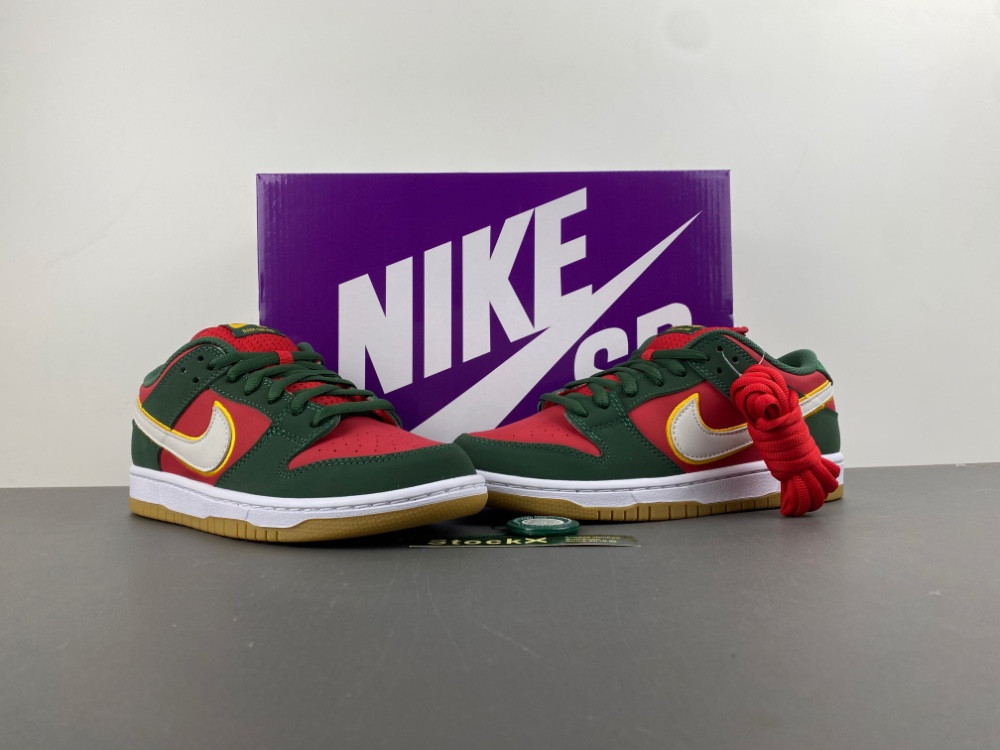 Nike SB Dunk 