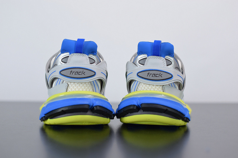 bc track sneaker