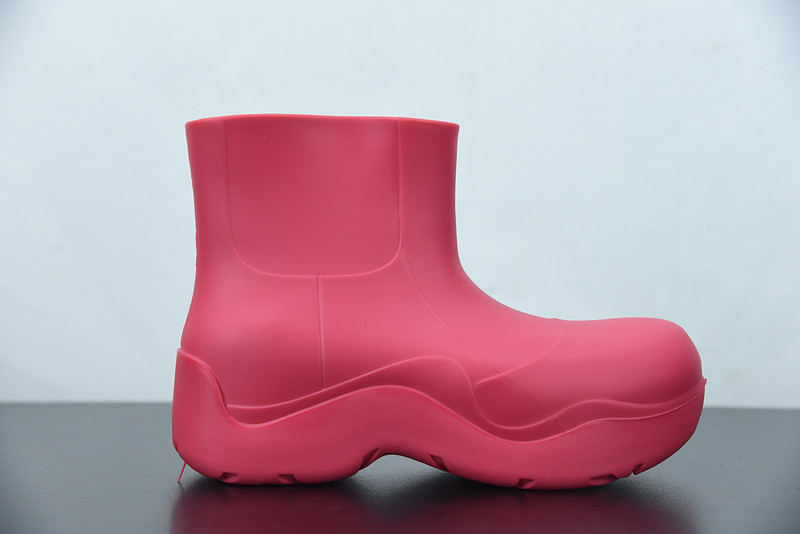 Bo*te*ga ve*ne*ta sneaker