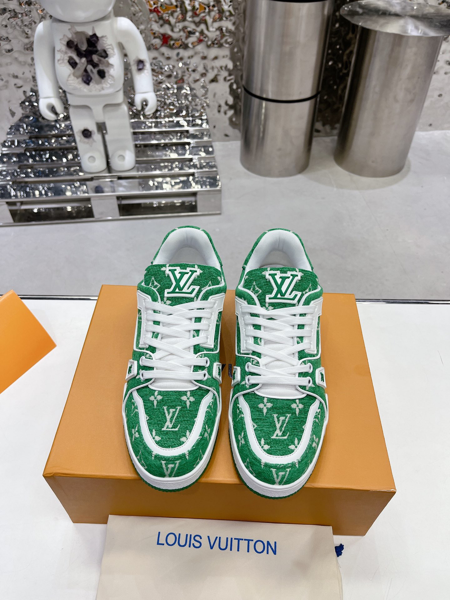 LVT SNEAKERS
