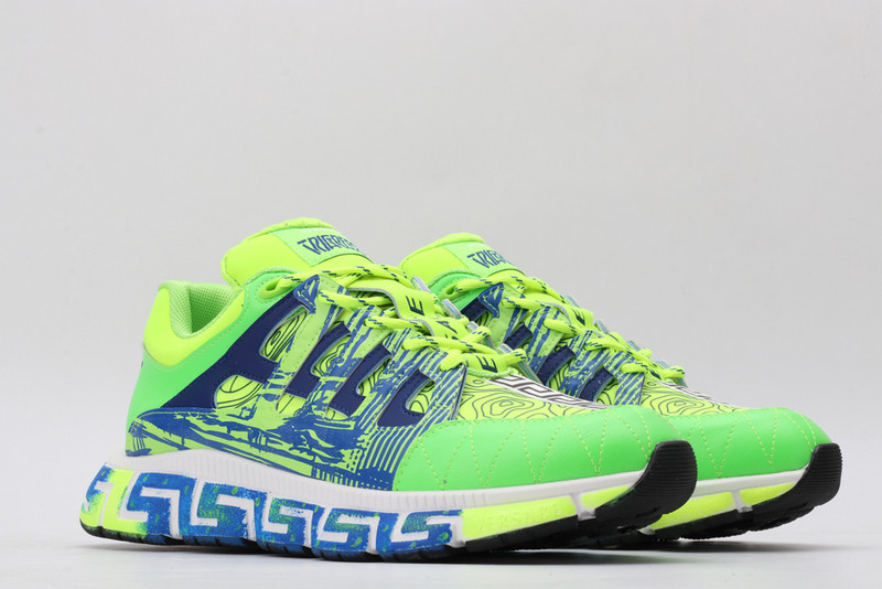 vs chain reaction sneakers