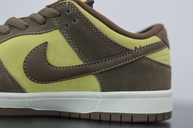 nike sb dunk low bq6817-700