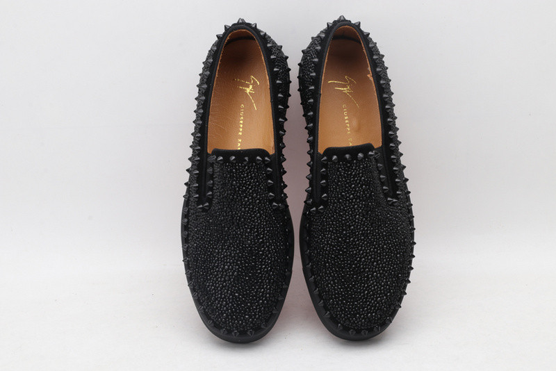 chian louin low top sneaker