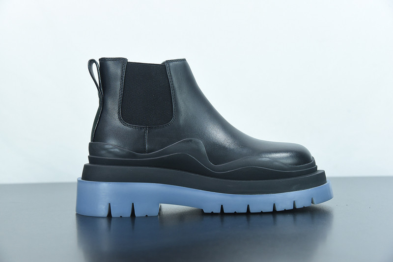 Bo*te*ga ve*ne*ta sneaker