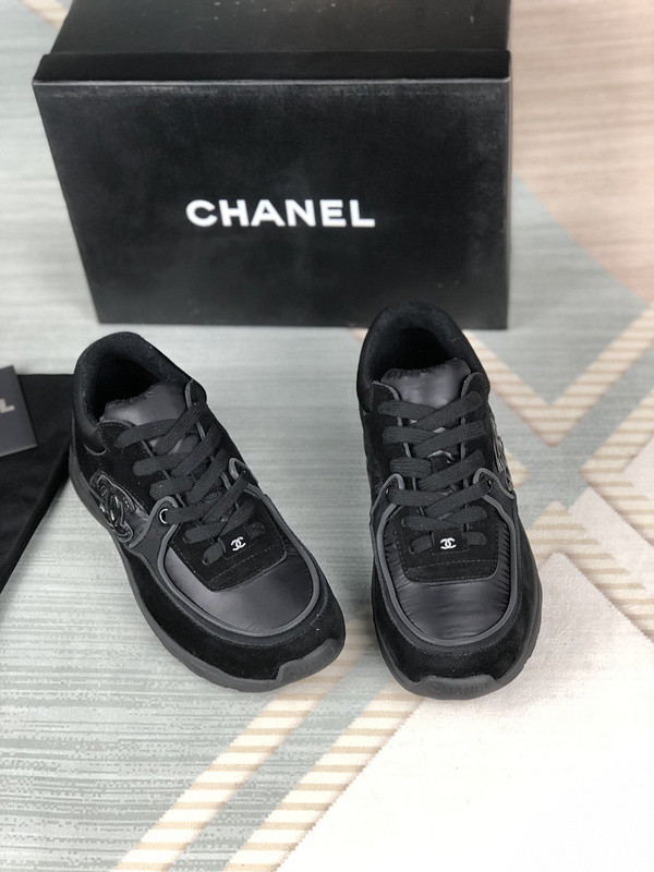 Ch*el sneaker