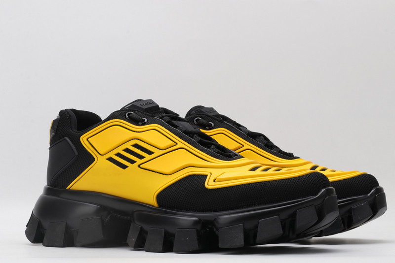 pr sneaker