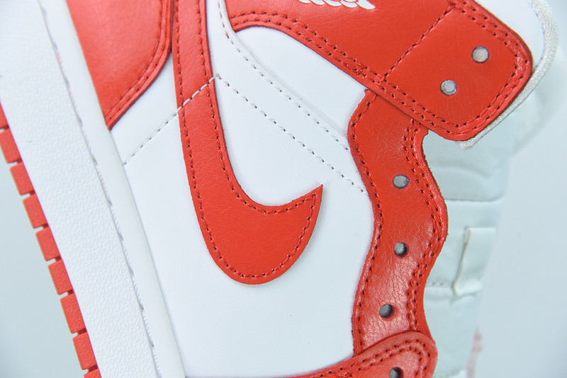 air jordan 1 mid in orange and white bq6472-116