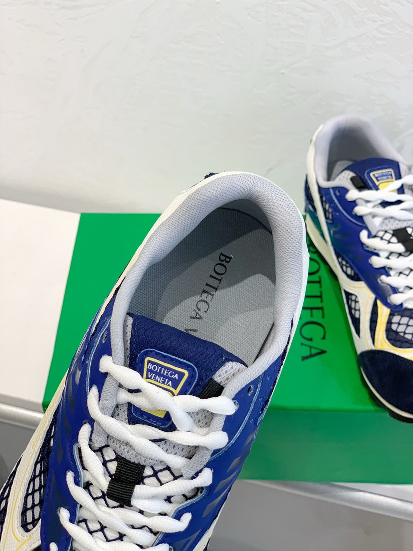 b0tt*ga Ven*ta orbit sneaker