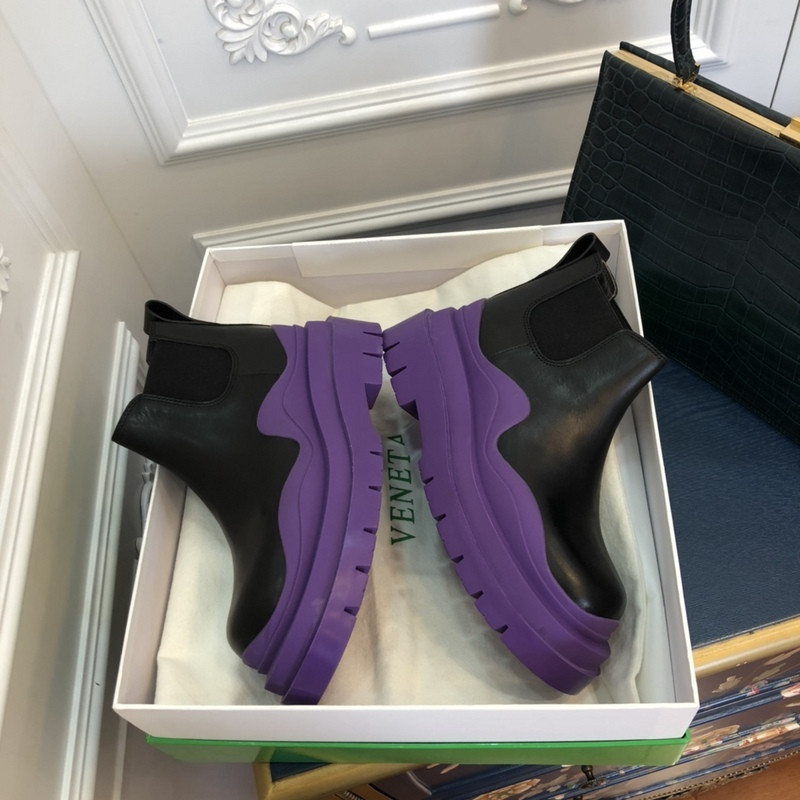 Bo*te*ga ve*ne*ta sneaker