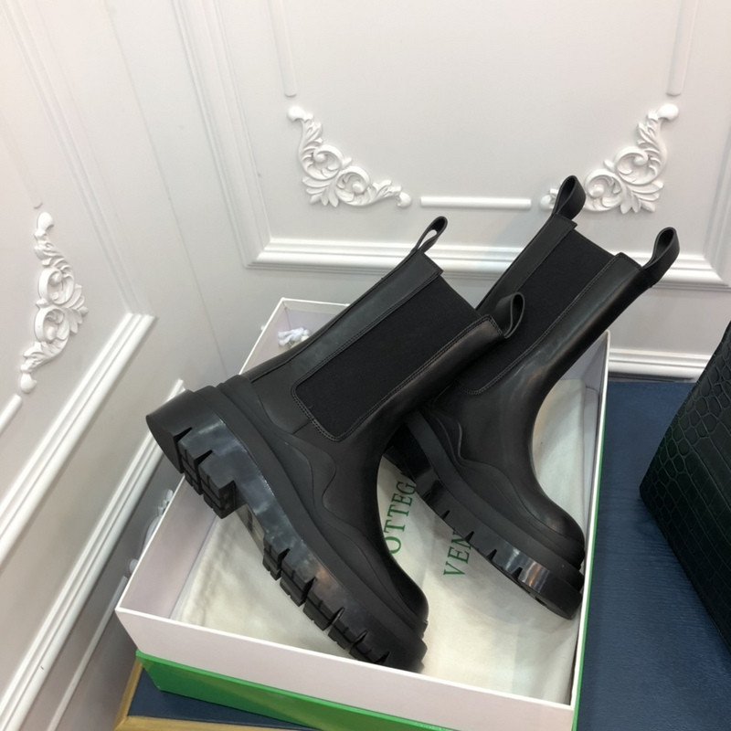 Bo*te*ga ve*ne*ta sneaker