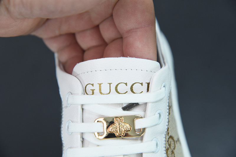G*u*i sneaker