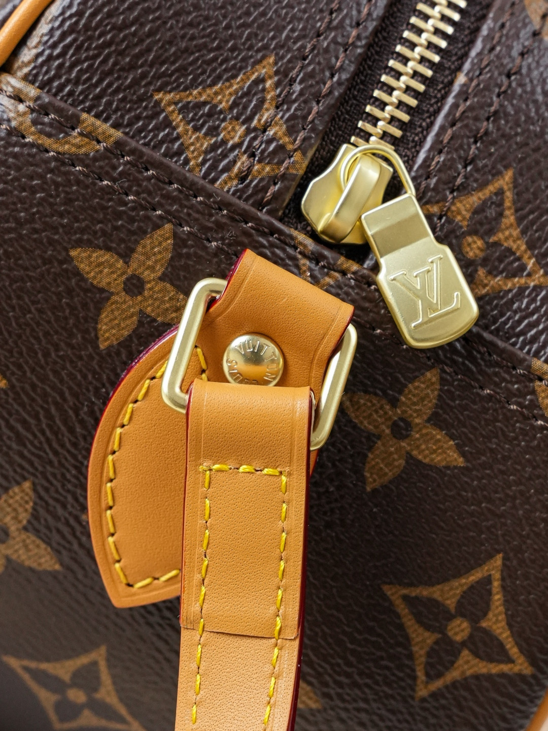 LVT PURSE