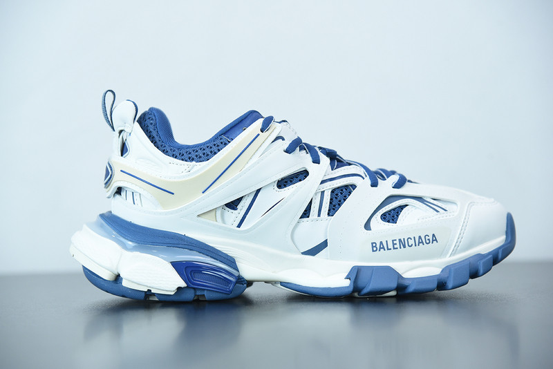 bc track sneaker