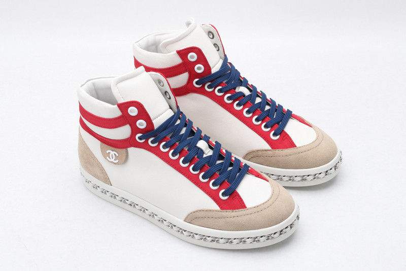 Ch*el sneaker