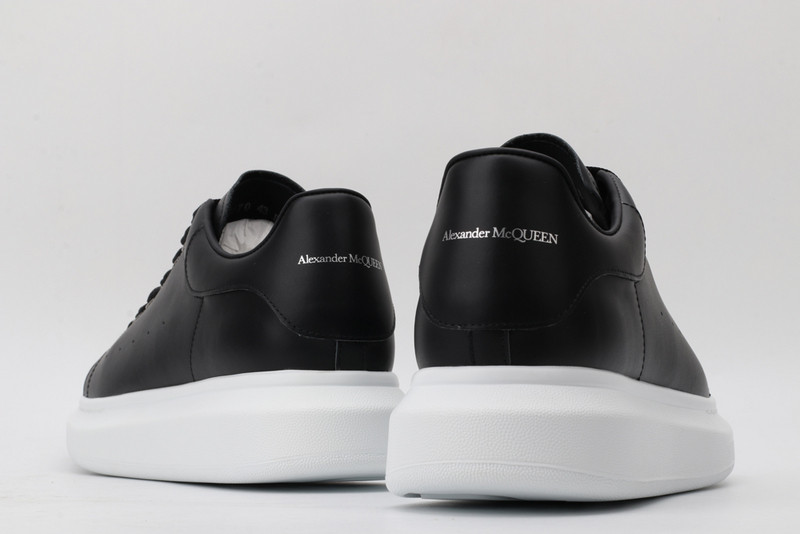 alexer mceen sneakers