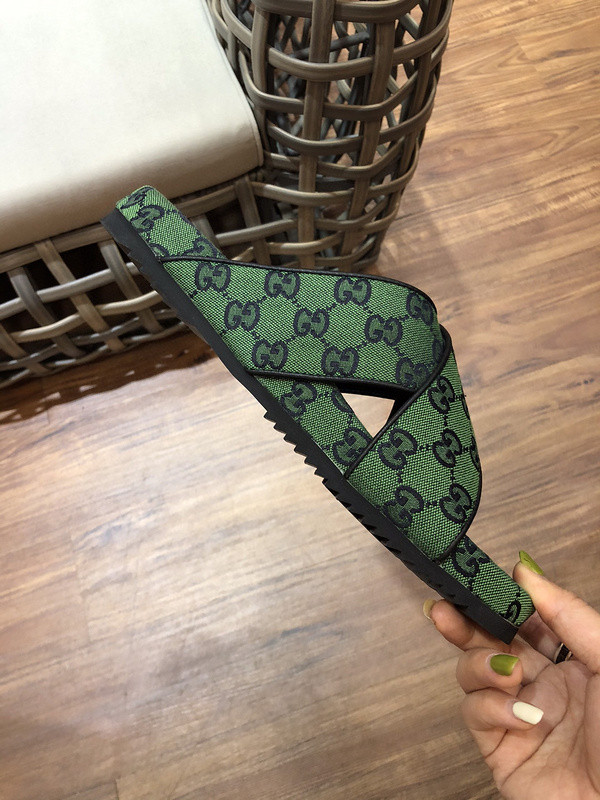 g*u*i sandals
