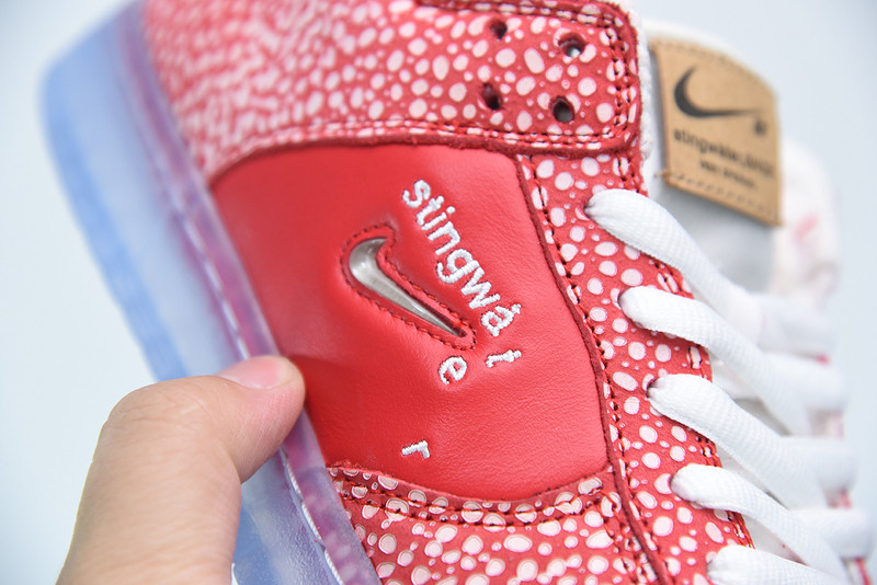 nike sb dunk low stingwater magic mushroom dh7650-600