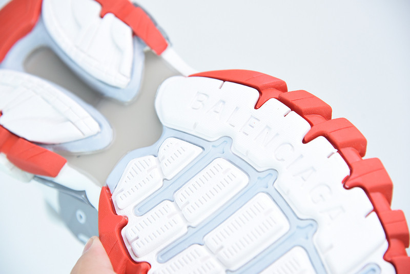 bc track sneaker