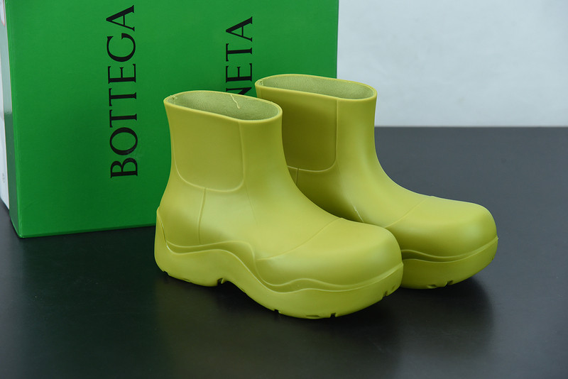 Bo*te*ga ve*ne*ta sneaker