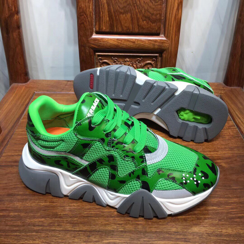 vs chain reaction sneakers