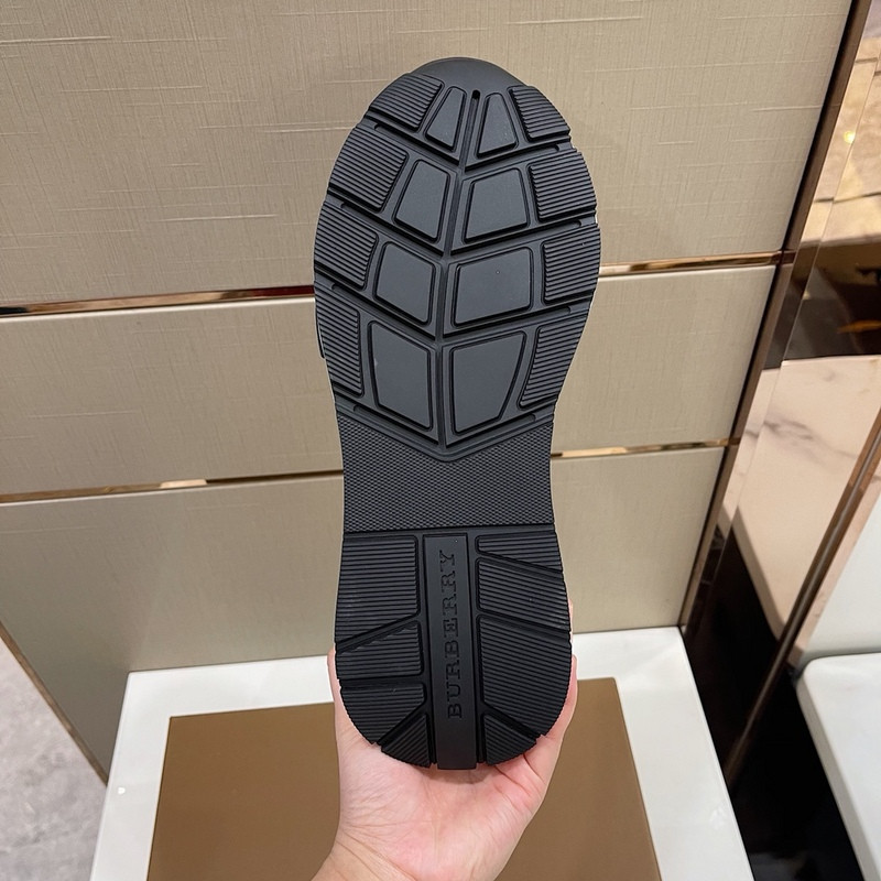 B**rry sneaker