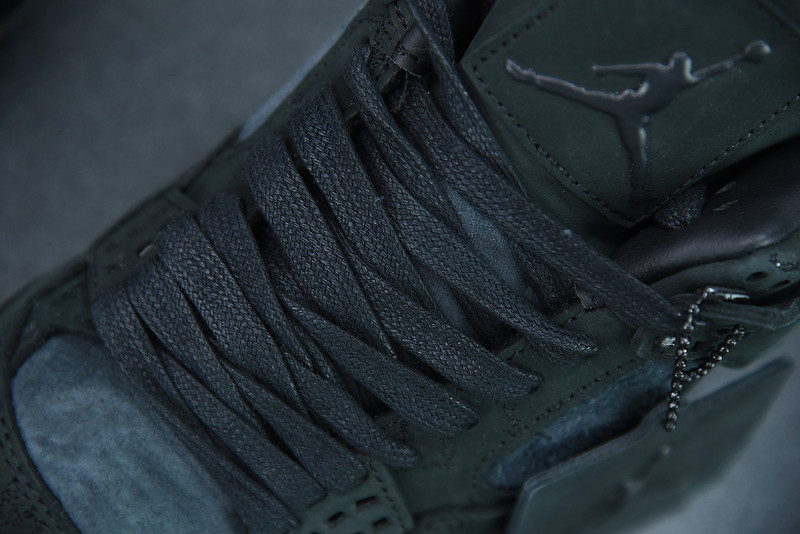air jordan 4 retro kaws "kaws" 930155-001