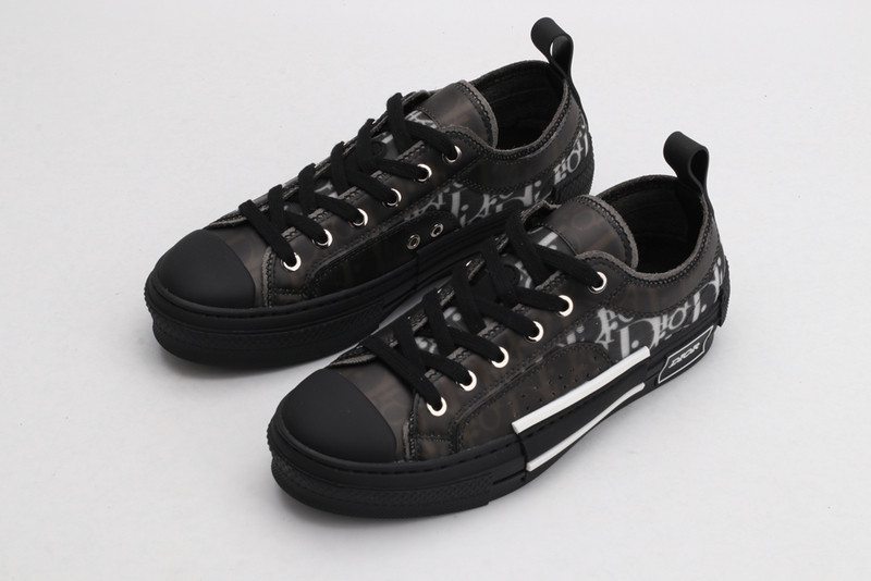 dio* x kaws b23 low-top sneakers in oblique 1012
