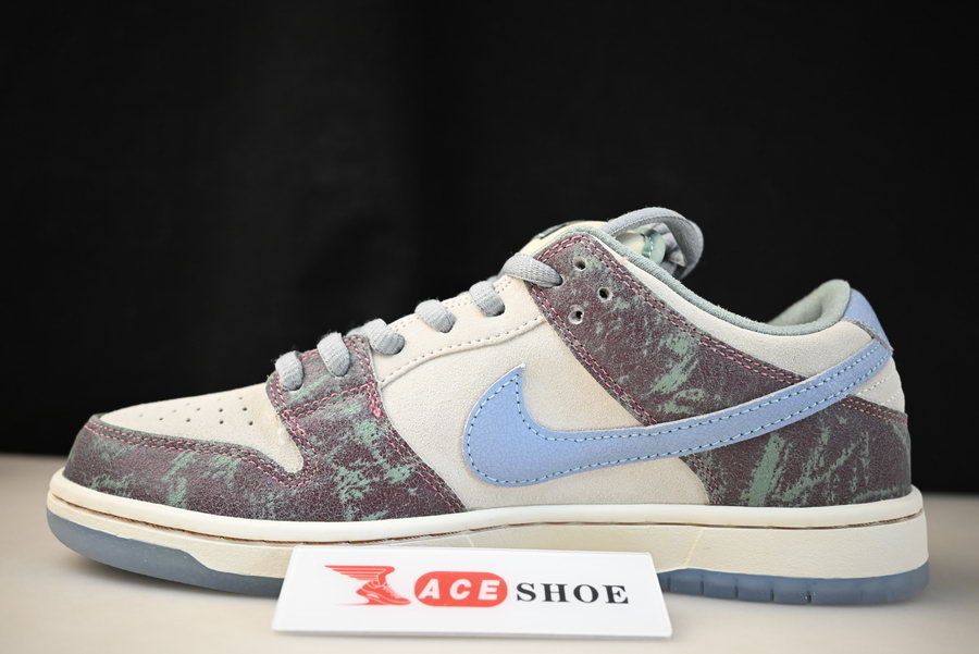 crenshaw skate club x nike sb dunk low fn4193-100