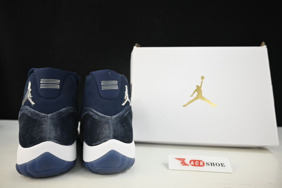 air jordan 11 velvet “midnight navy” ar0715-441