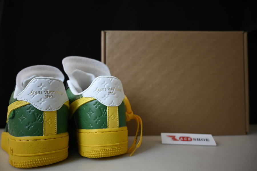 lvt x nike air force1