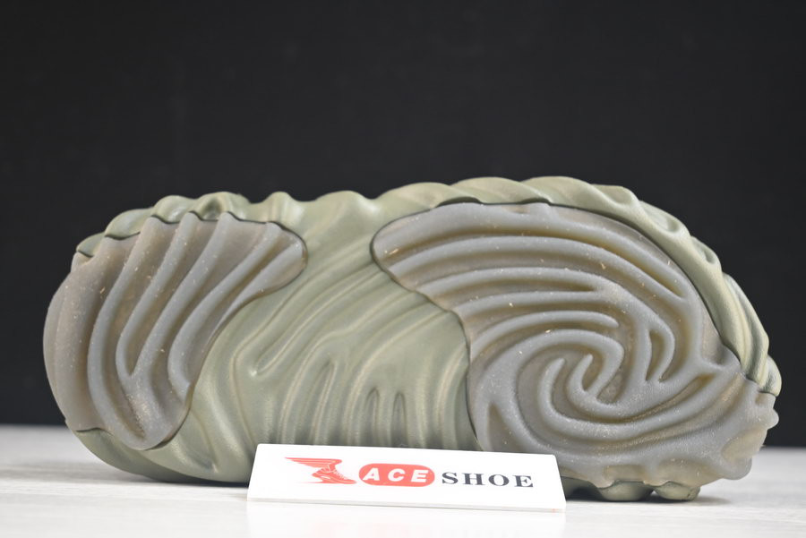 Cr*0*s pollex clog by salehe bembury cucumber 207393-309