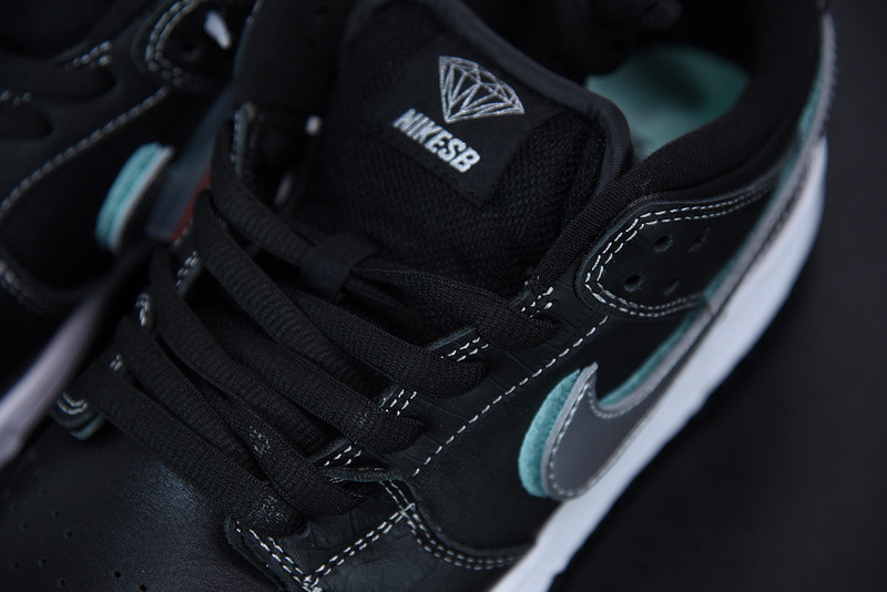 nike sb dunk low black x Di*m*nd s*pply x co bv1310-001