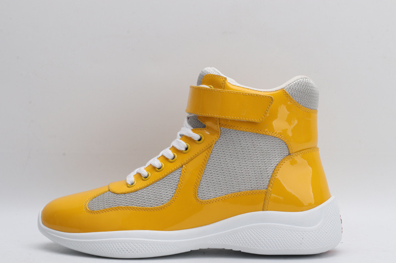 pr sneaker