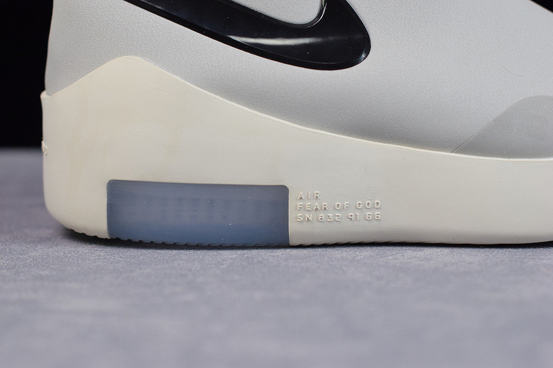 nike air shoot around "fear of god" at9915-002