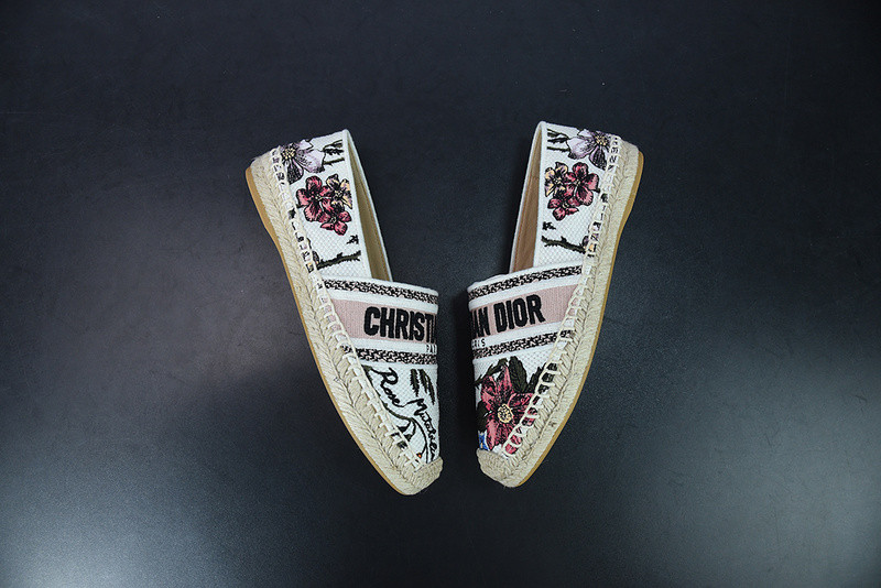 dio* sneaker