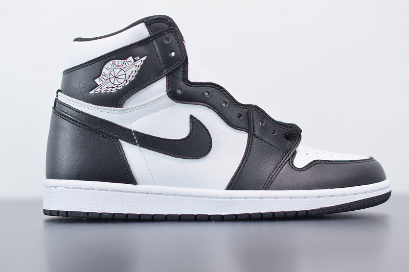 air jordan 1 retro high og ''black/white'' 555088-010