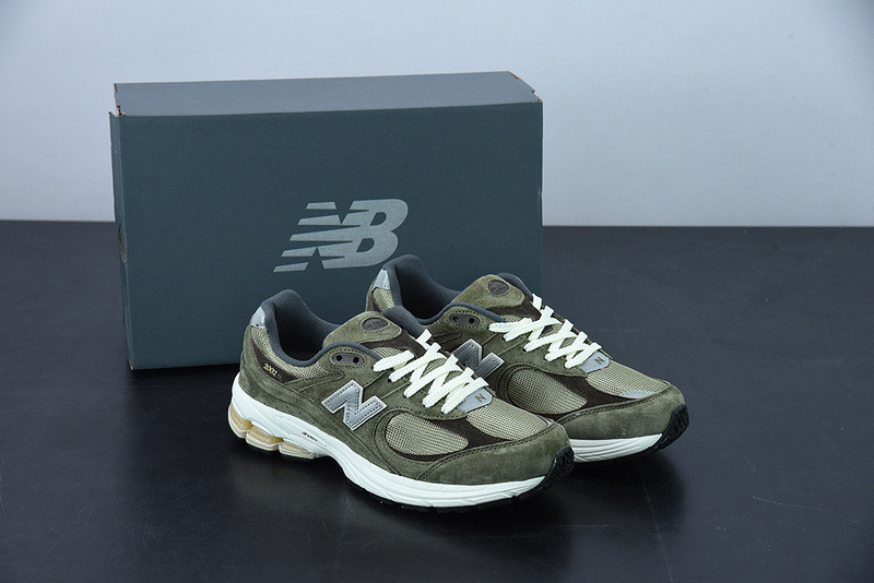 new balance sneaker
