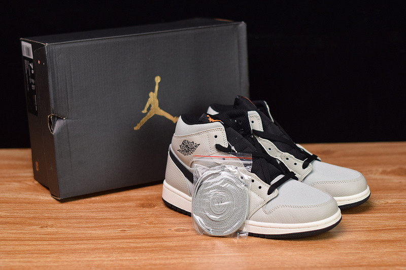 air jordan 1 mid releasing with canvas uppers 852542-002