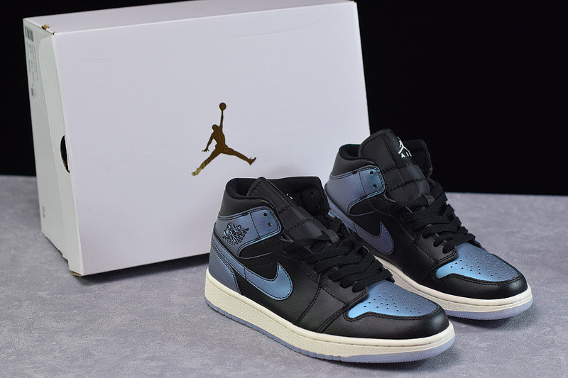 air jordan 1 mid iredescent black (w) bq6472-009