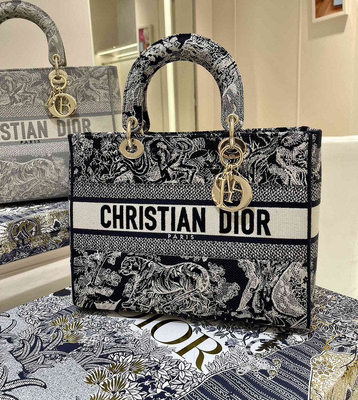 D10r bag