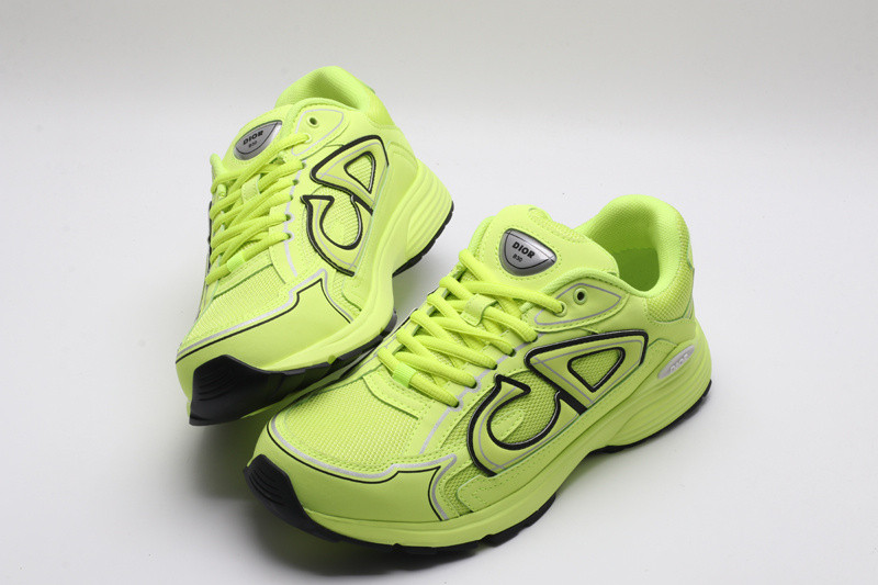 dio* sneaker