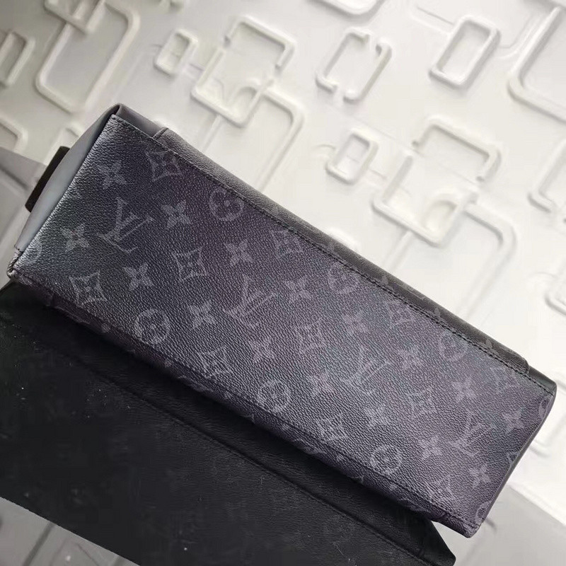 LVT PURSE