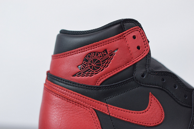 air jordan 1 retro high og "banned 2016 release" 555088-001