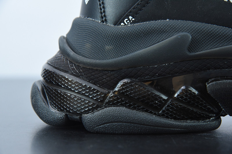 bc triple s trainer