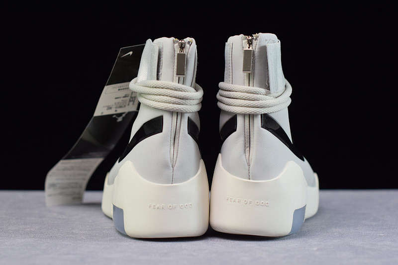 nike air shoot around "fear of god" at9915-002